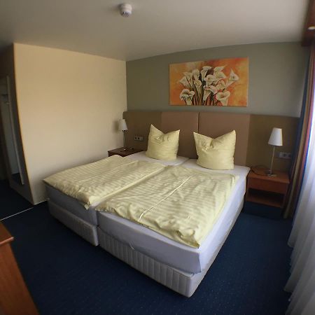 Motel Monteur Aschersleben Exteriör bild