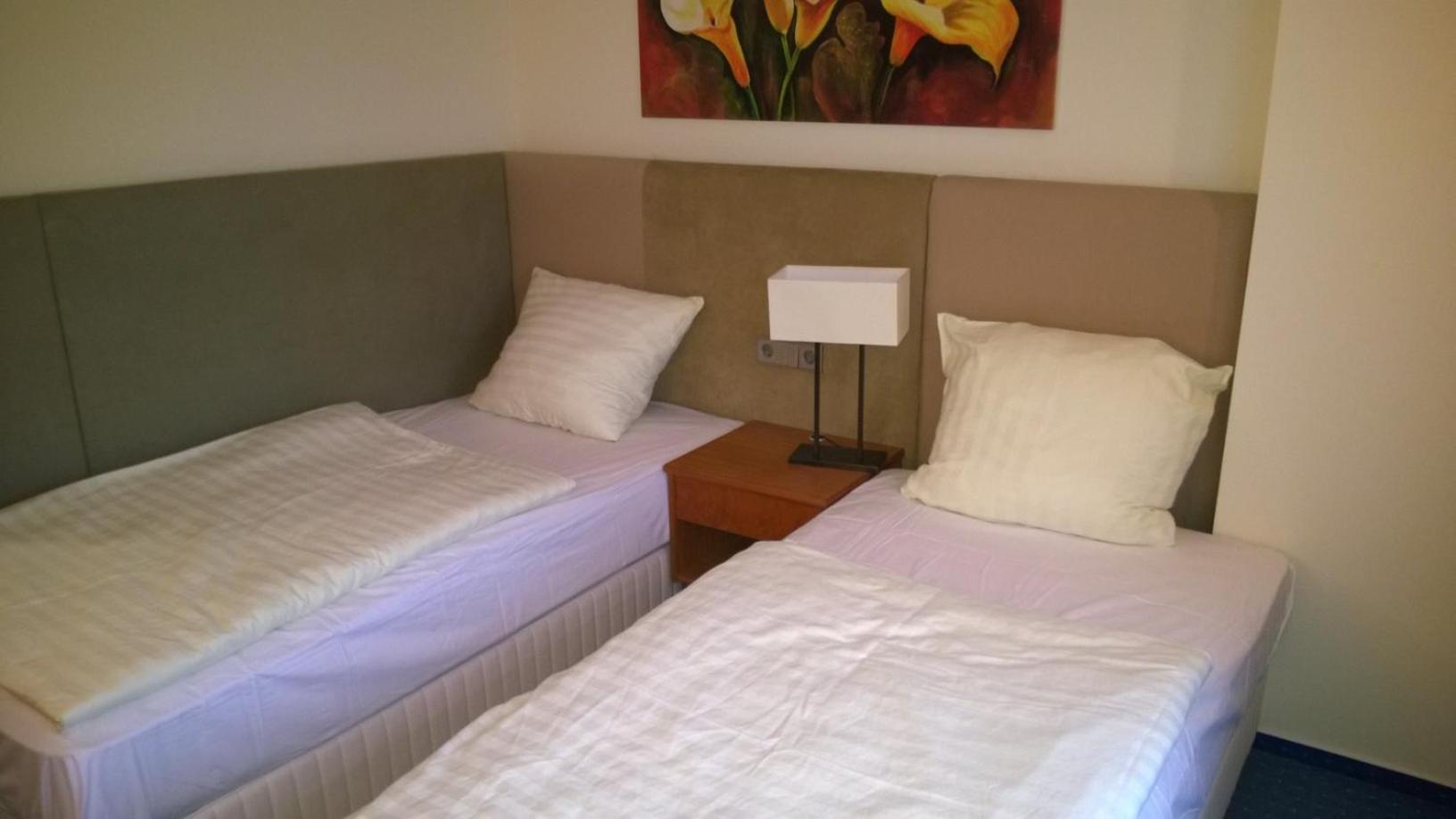 Motel Monteur Aschersleben Exteriör bild
